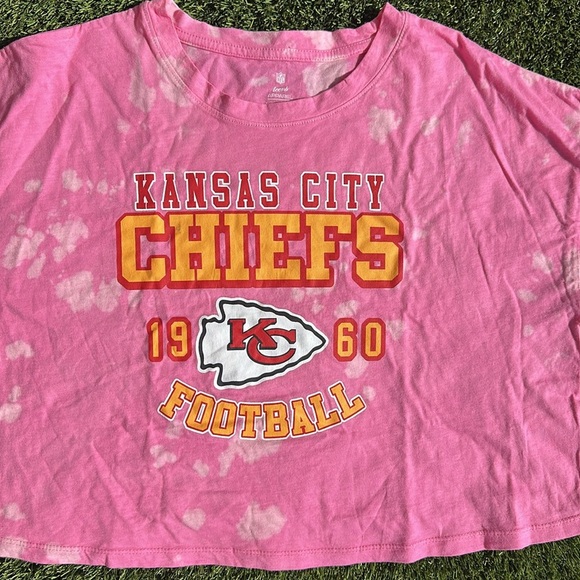 NFL Pink Kansas City Chiefs Short Sleeve Tee Teen Size 11/13 Laege - Picture 2 of 7